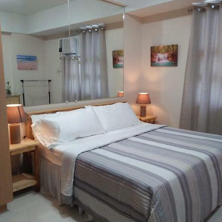 101 Newport Boulevard C1 Apartment Manila Exterior photo