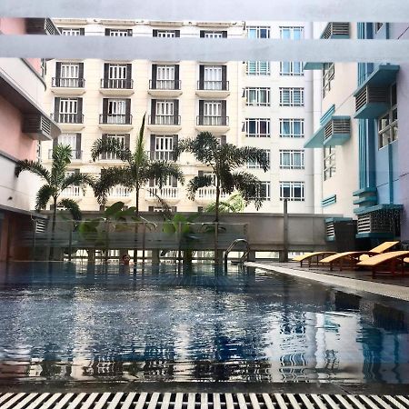 101 Newport Boulevard C1 Apartment Manila Exterior photo