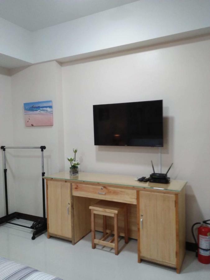 101 Newport Boulevard C1 Apartment Manila Exterior photo