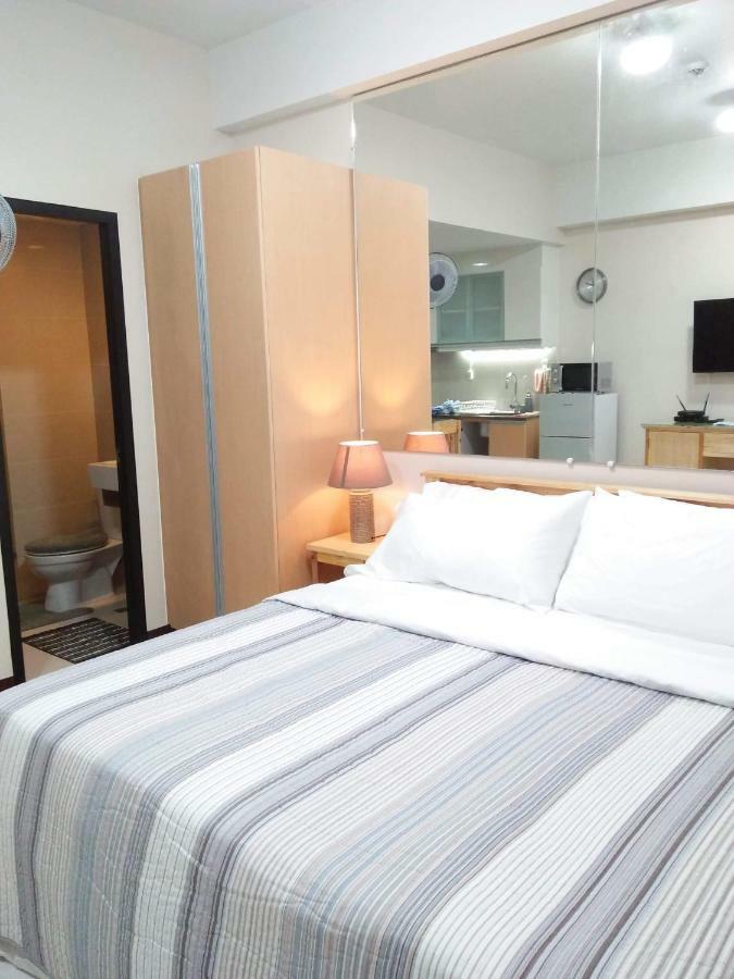 101 Newport Boulevard C1 Apartment Manila Exterior photo
