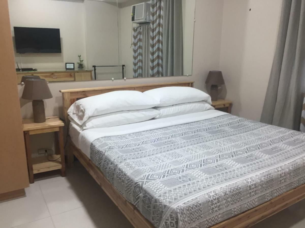101 Newport Boulevard C1 Apartment Manila Exterior photo